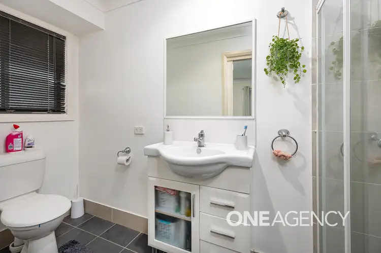 Fifth view of Homely unit listing, 1/2-4 MACQUARIE STREET, Mount Austin NSW 2650