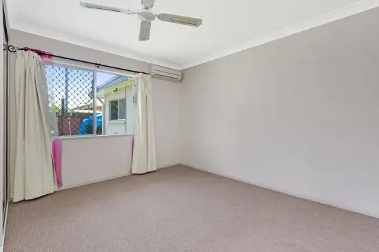 Fifth view of Homely semi-detached listing, 2/61 Hayward Street, Mooroobool QLD 4870
