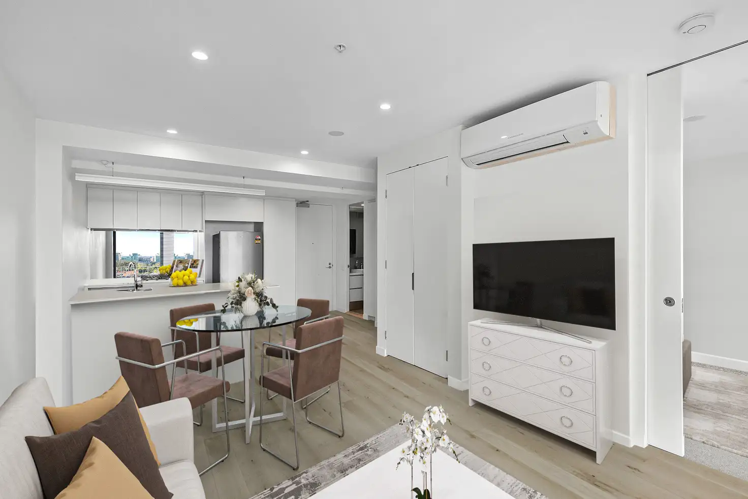 Main view of Homely unit listing, 1411/477 Boundary Street, Spring Hill QLD 4000