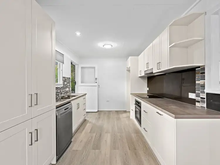 48 Kynance Street, Leichhardt QLD 4305