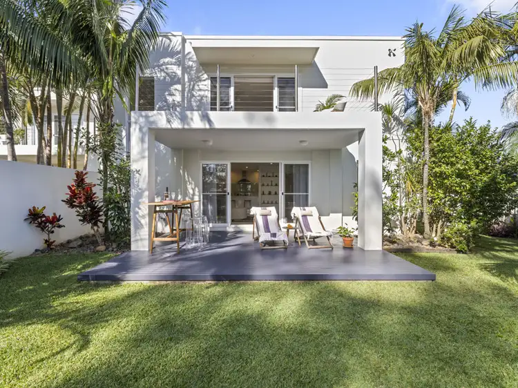 2 Alpini Place, Sapphire Beach NSW 2450