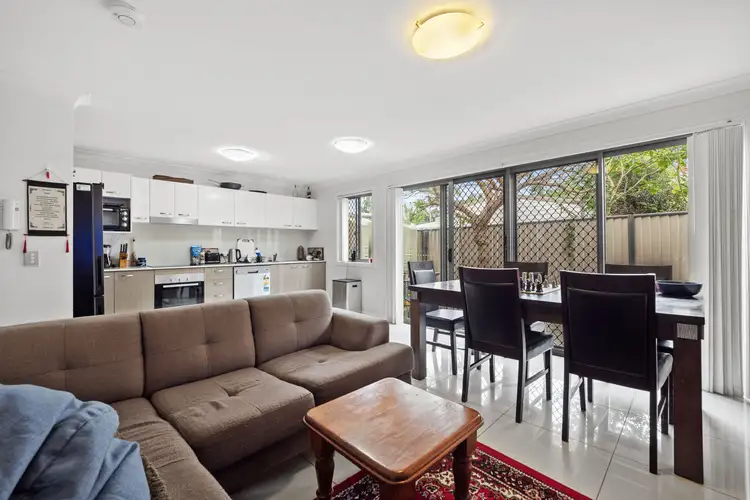 18/29-33 Juers Street, Kingston QLD 4114