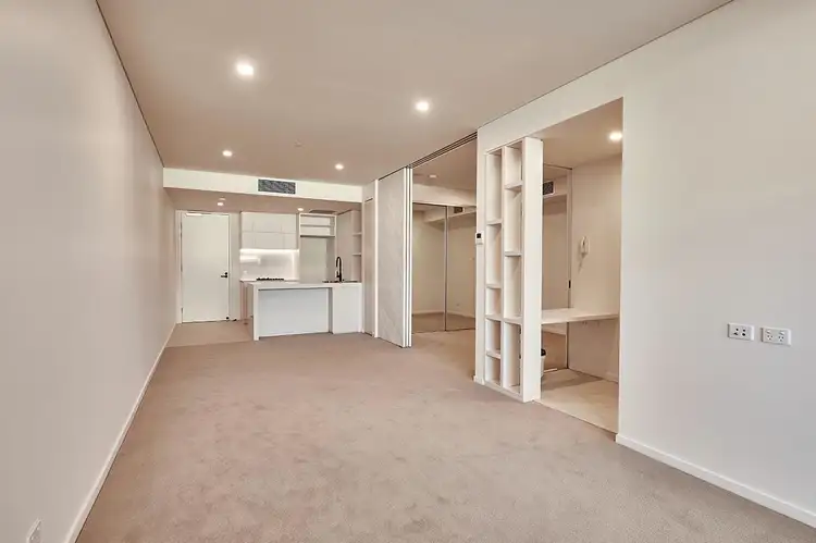 Fourth view of Homely unit listing, 606/62 Logan Road, Woolloongabba QLD 4102