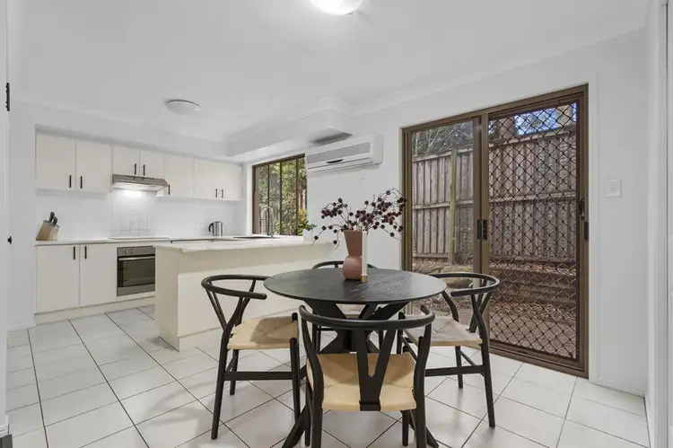 Fifth view of Homely townhouse listing, 8 / 10 Kaija Street, Mount Gravatt East QLD 4122