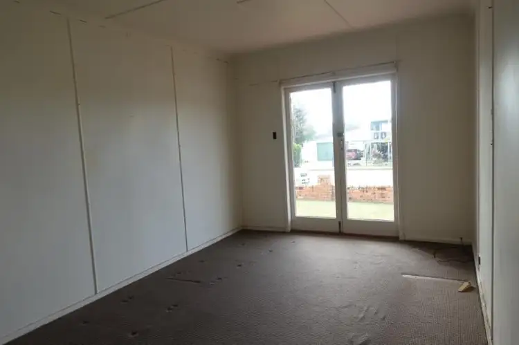 Fifth view of Homely flat listing, 1/405 Oxley Avenue, Redcliffe QLD 4020