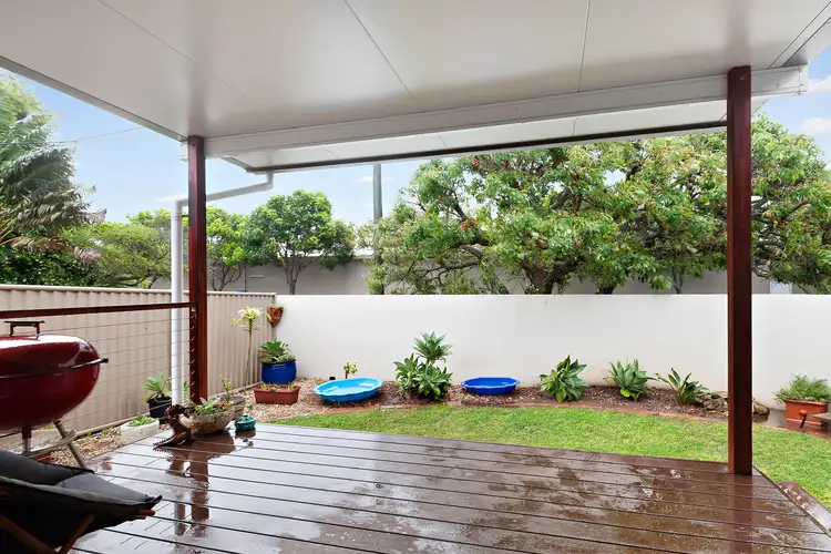 Fifth view of Homely semi-detached listing, 1/11 Wyreema Terrace, Caloundra QLD 4551