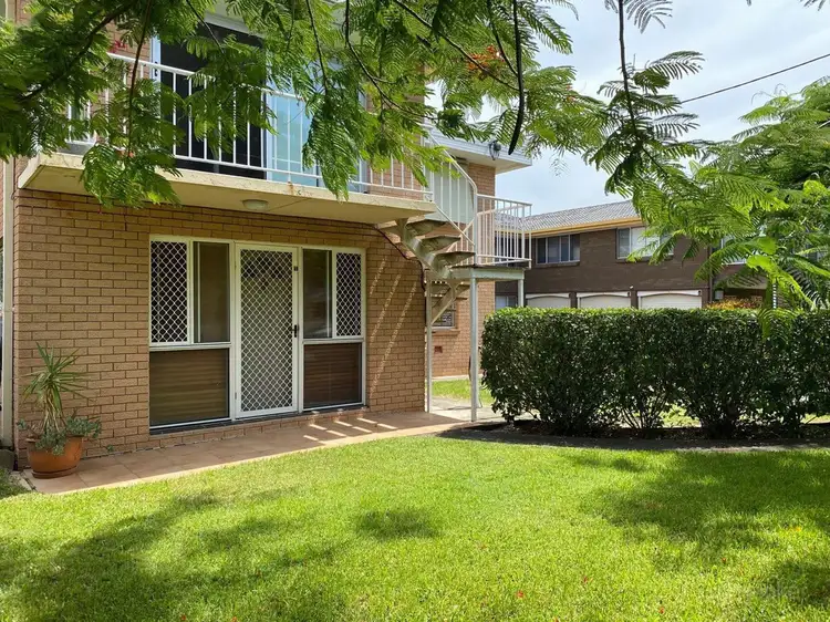 Main view of Homely unit listing, 1/6 Vernia Place, Biggera Waters QLD 4216