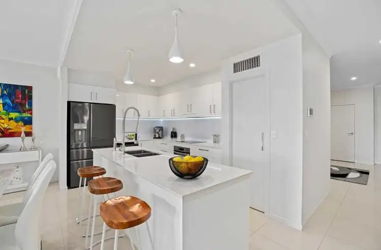 Fifth view of Homely house listing, 2/2 Vaggelas Crescent, Biggera Waters QLD 4216