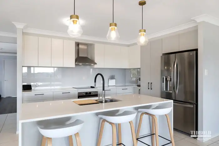 Sixth view of Homely house listing, 2 Kelby Close, Redland Bay QLD 4165
