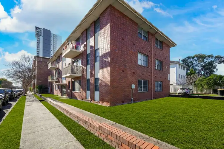 4/9 Short Street, Liverpool NSW 2170