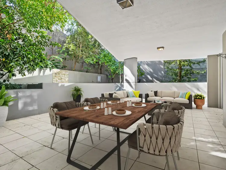 Second view of Homely unit listing, 4/133 Dornoch Terrace, Highgate Hill QLD 4101