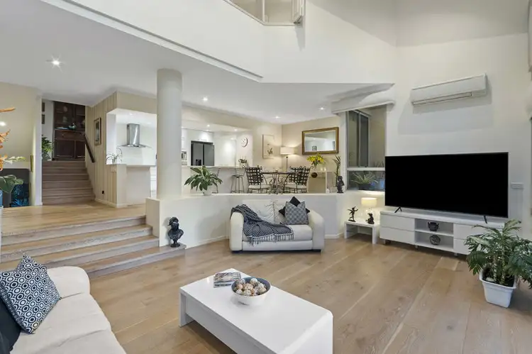 56/125 Santa Cruz Blvd, Clear Island Waters QLD 4226