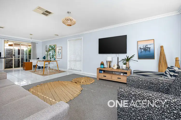 Second view of Homely villa listing, 1/72 TRAVERS STREET, Wagga Wagga NSW 2650