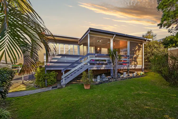 27 William Street, Kilcoy QLD 4515