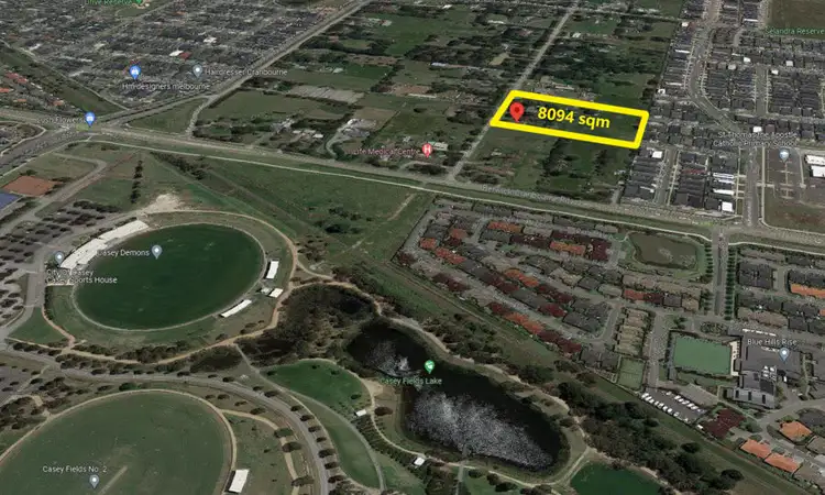 4 COLLISON ROAD, Cranbourne East VIC 3977
