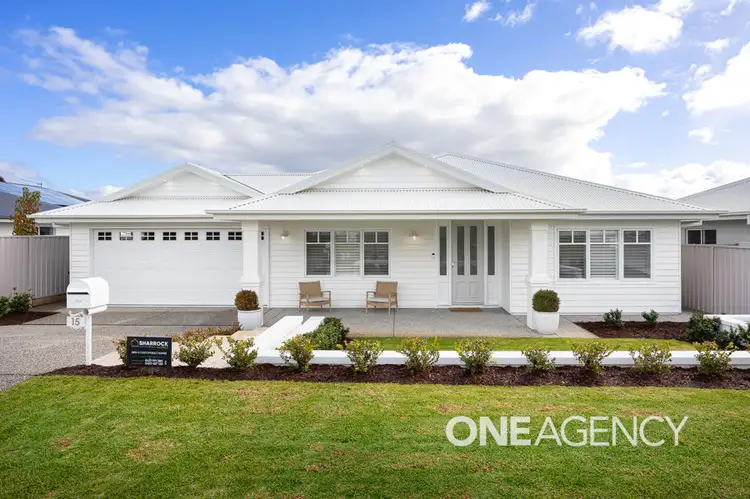15 DALLAS AVENUE, Gobbagombalin NSW 2650