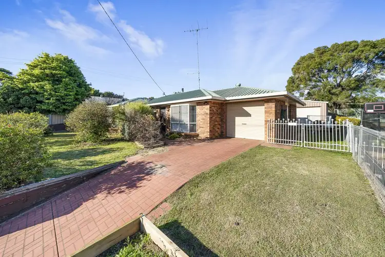 594 Greenwattle Street, Newtown QLD 4350