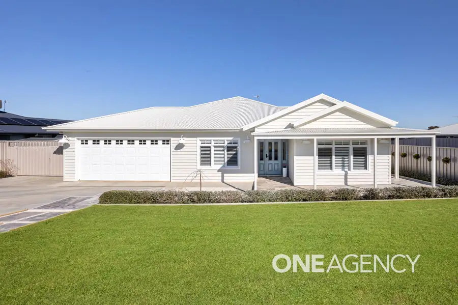 Main view of Homely house listing, 25 TURRAMIA CRESCENT, Gobbagombalin NSW 2650