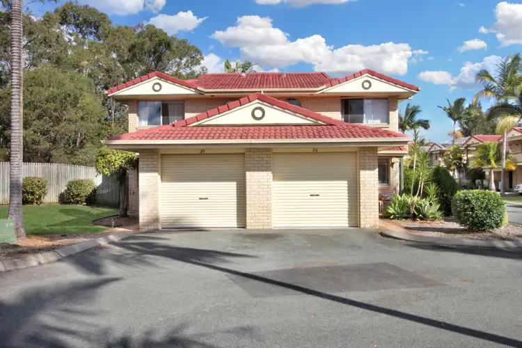 Second view of Homely townhouse listing, 25/9 Lawrence Close, Robertson QLD 4109