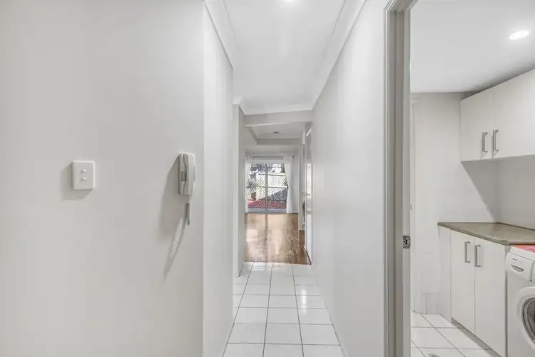 Third view of Homely townhouse listing, 25/9 Lawrence Close, Robertson QLD 4109