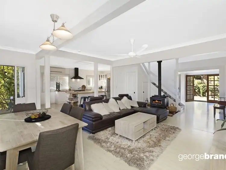 13 Toongara Avenue, Bateau Bay NSW 2261