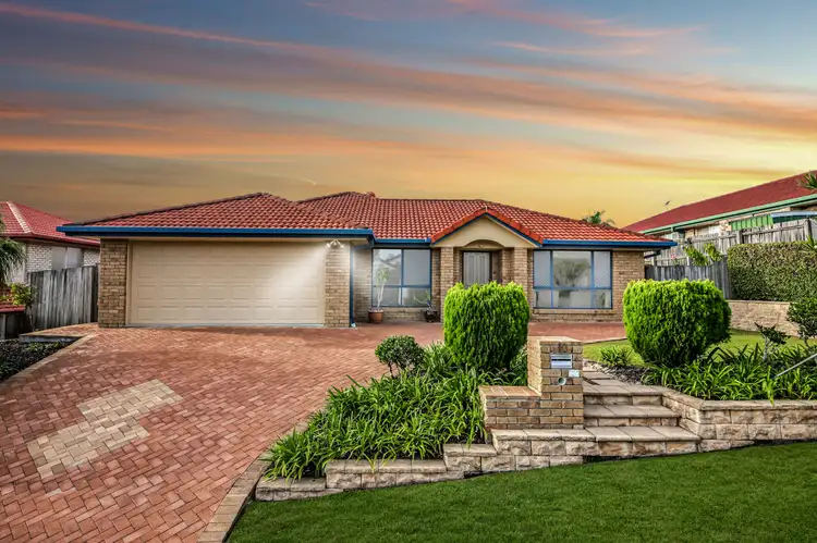 10 Redford Crescent, Mcdowall QLD 4053