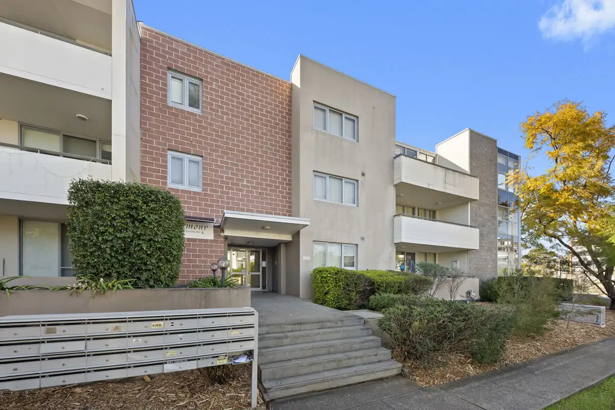 Main view of Homely unit listing, 15/2-6 Lydbrook Street, Westmead NSW 2145