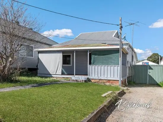 8 Broughton Street, Guildford NSW 2161