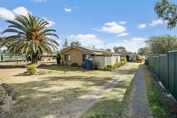 9 Nicholas Street, Goombungee QLD 4354