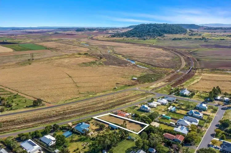 13 Stanley Street, Greenmount QLD 4359