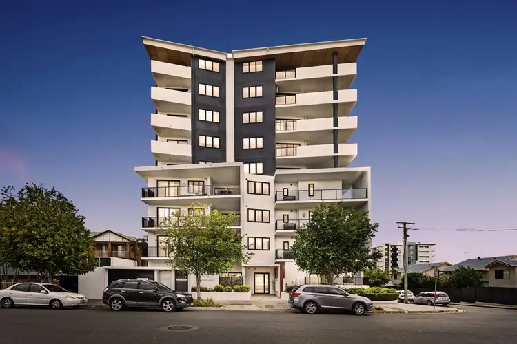 201/27 Kingsmill Street, Chermside QLD 4032