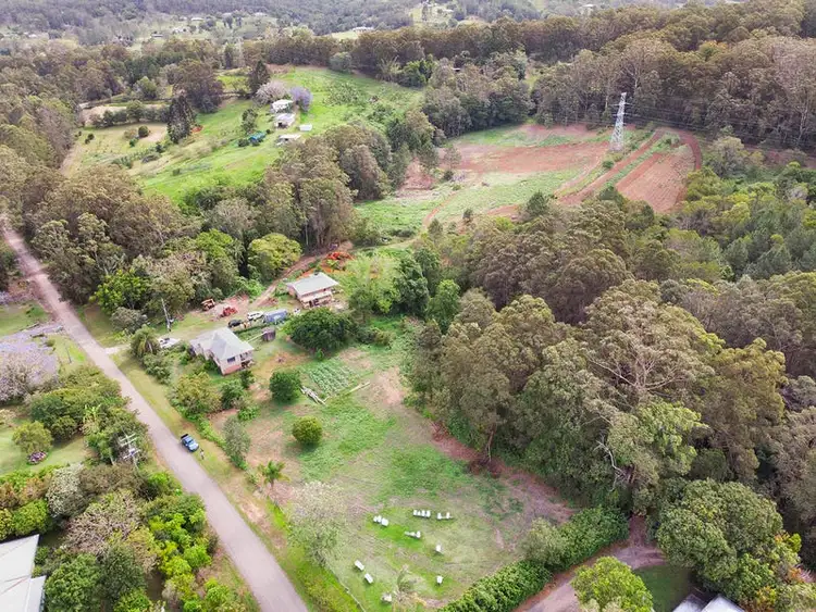 57 Hardings Road, Hunchy QLD 4555