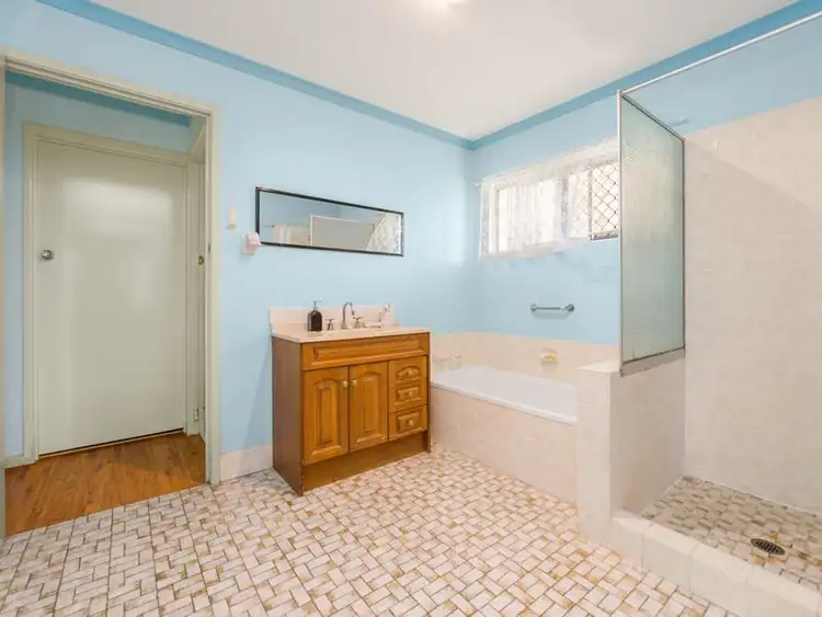 Sixth view of Homely house listing, 1 Halifax Court, Woombye QLD 4559