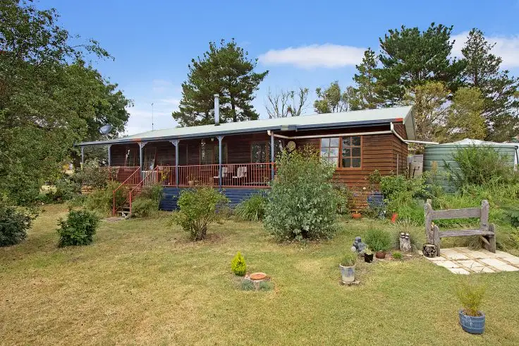78 McCannas Road, Armidale NSW 2350
