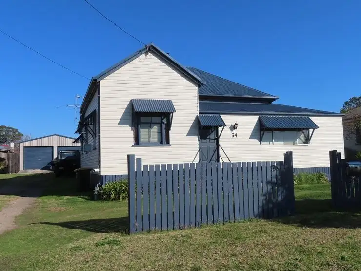 34 Archibald Street, Stanthorpe QLD 4380