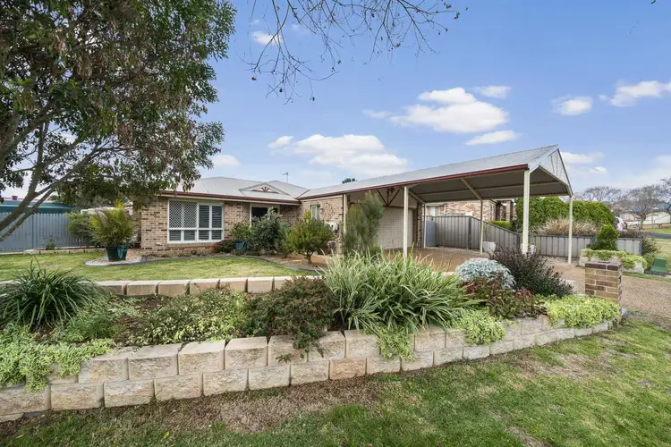 52 Gouldson Drive, Kearneys Spring QLD 4350