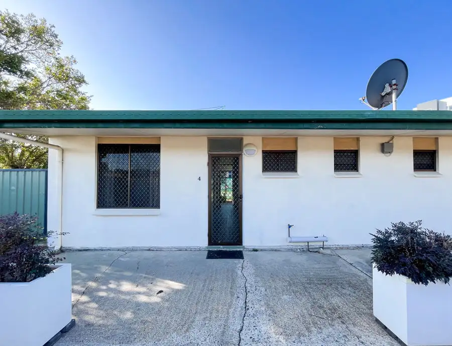 Main view of Homely unit listing, 4/31 San Francisco Ave, Coffs Harbour NSW 2450