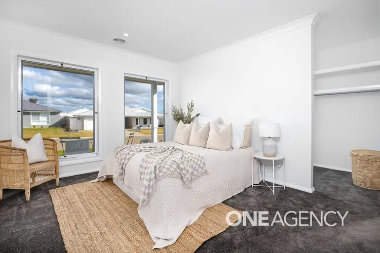 Sixth view of Homely house listing, 21 BONDI CRESCENT, Gobbagombalin NSW 2650