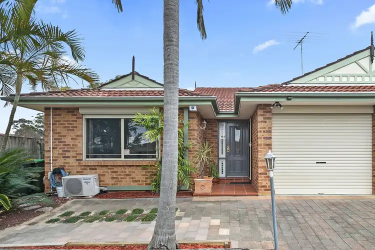 2/39a Burrabogee Road, Pendle Hill NSW 2145