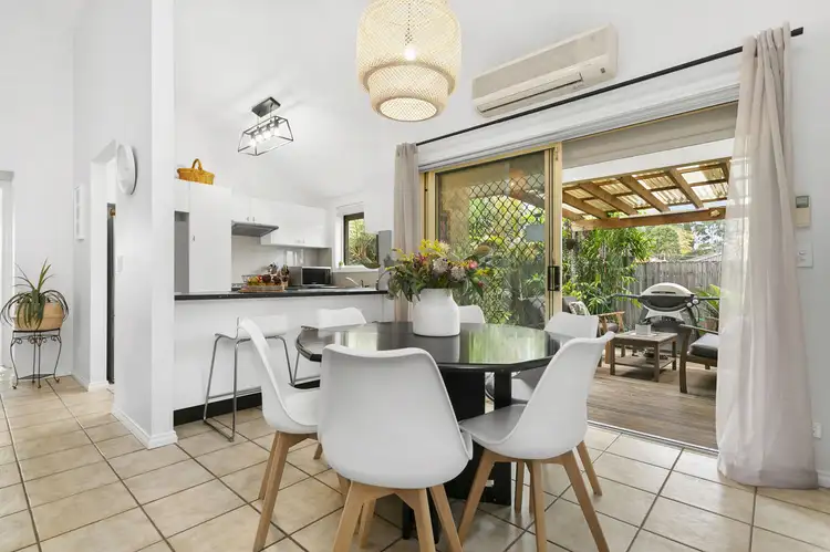 Fourth view of Homely villa listing, 2/39a Burrabogee Road, Pendle Hill NSW 2145