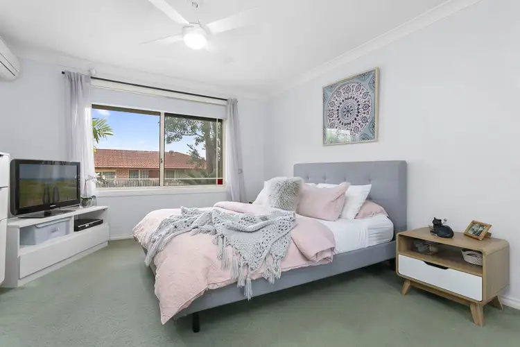 Sixth view of Homely villa listing, 2/39a Burrabogee Road, Pendle Hill NSW 2145