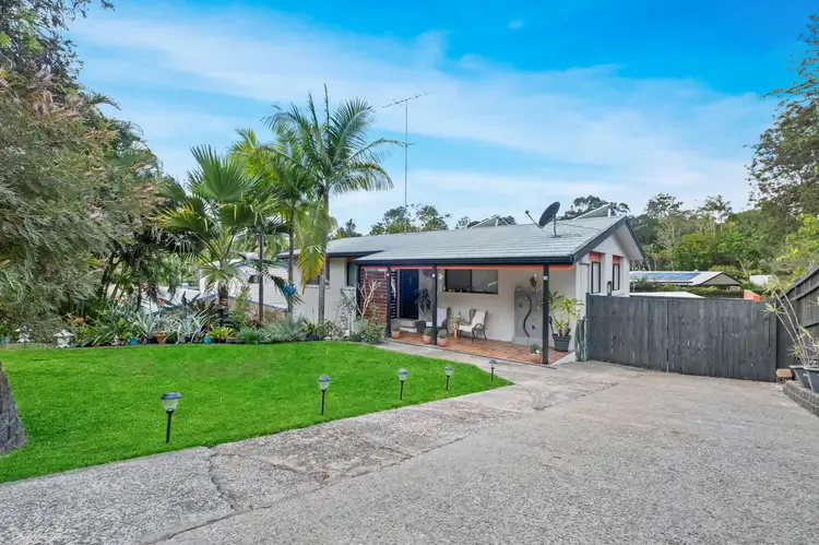 16 Thomas Crescent, Nambour QLD 4560
