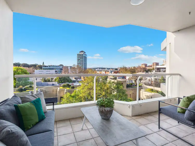 408/63-65 Crown St, Woolloomooloo NSW 2011