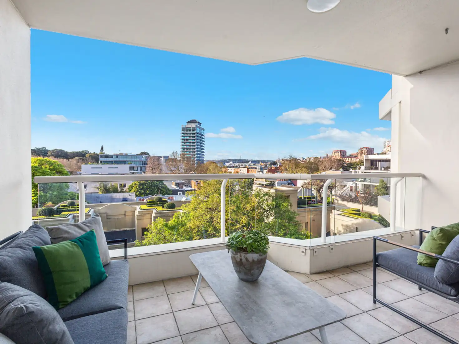 Main view of Homely apartment listing, 408/63-65 Crown St, Woolloomooloo NSW 2011