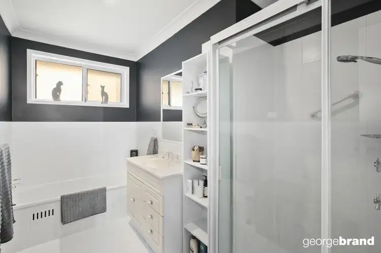 Sixth view of Homely house listing, 1/81 School Street, Kincumber NSW 2251