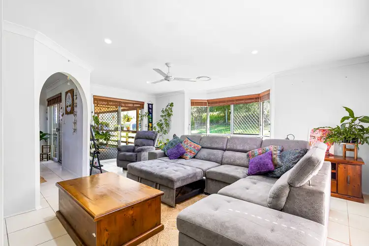 364 Paynters Creek Rd, Rosemount QLD 4560