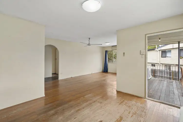 Sixth view of Homely house listing, 4 Flynn Court, Slacks Creek QLD 4127