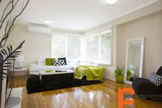 23 Mosely Avenue, South Penrith NSW 2750