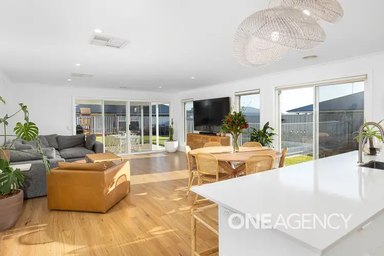 Fifth view of Homely house listing, 86 VALENCIA DRIVE, Gobbagombalin NSW 2650