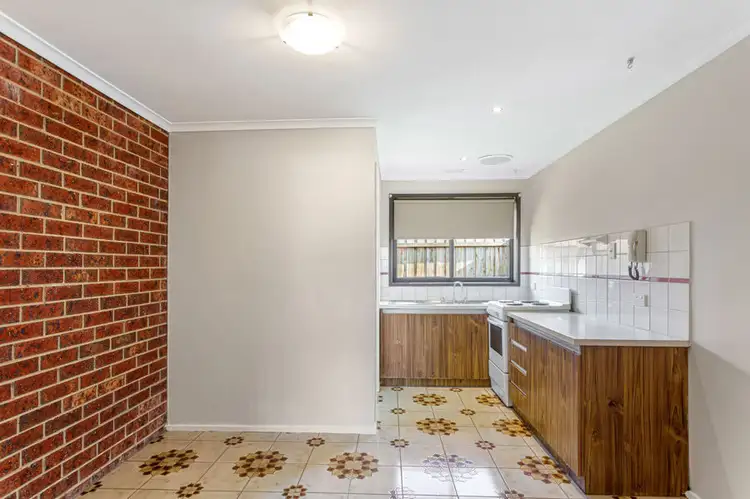 Fourth view of Homely unit listing, 2/368-370 Melrose Drive, Tullamarine VIC 3043